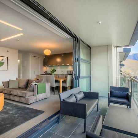 Terrace Apartments - Stay Here Квінстаун Екстер'єр фото