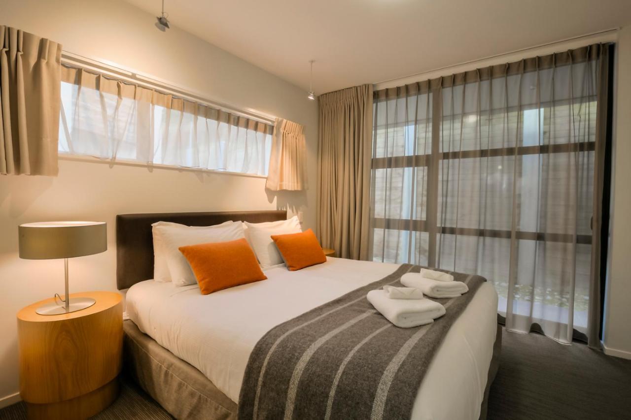 Terrace Apartments - Stay Here Квінстаун Екстер'єр фото